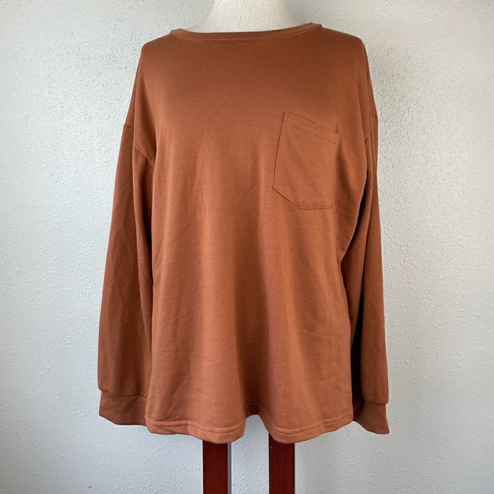 EUC Unbranded Womens Brown Long Sleeve Top with Front Pocket Size L